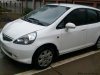 出倉飛度1.3 MT舒適版.不用事先支付任何一分錢的。車到當(dāng)?shù)亟o辦所有手續(xù)在支付車款。